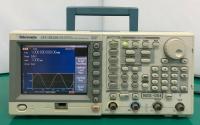 Генератор сигналов Tektronix AFG3022B