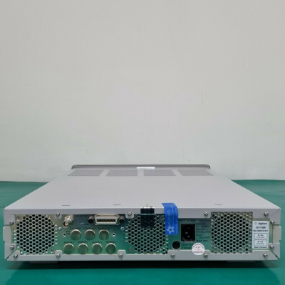 Генератор импульсов и кодовых последовательностей Agilent 81110A
