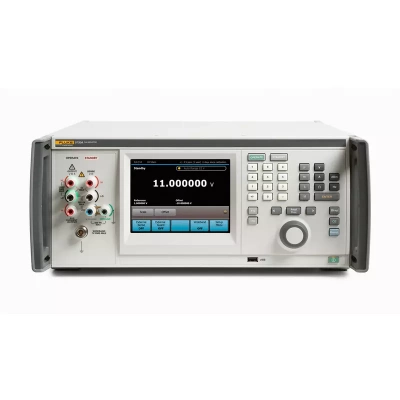 Высокопроизводительный многофункциональный калибратор Fluke 5730A